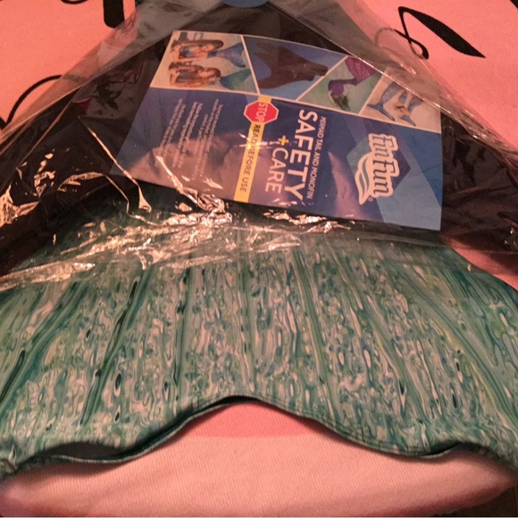 ♨️Mermaid Show🎦 ♨️leggings SALE♨️ shoes are SOLD. - Picture 10 of 13